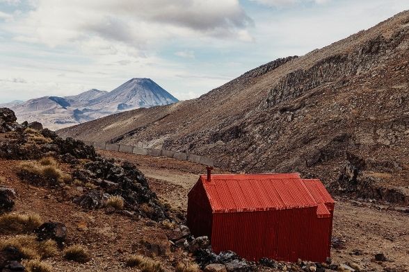 ruapehu ski club   glacier hut  3 